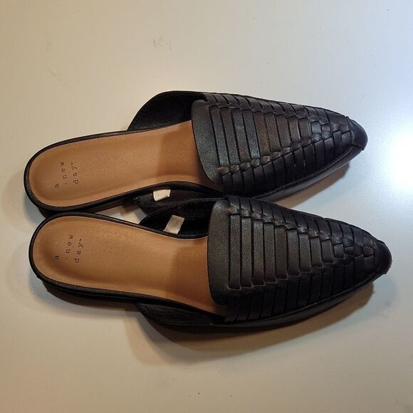 A.NEW DAY POINTED TOE WOMEN"S MULES SHOE - Picture 10 of 16